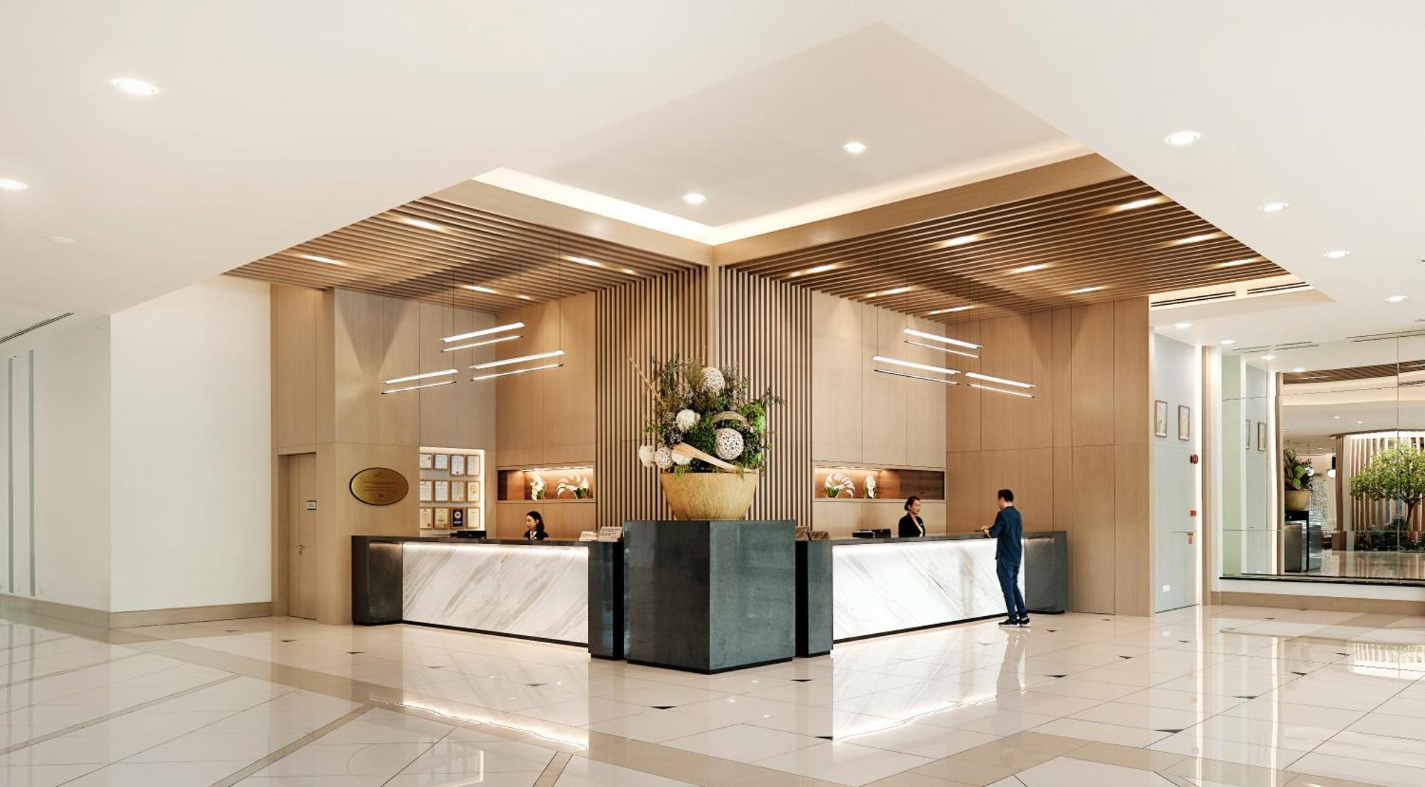 Nilai Springs Resort Hotel Exterior photo